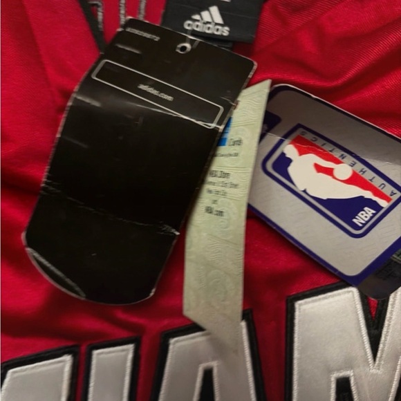 Miami Heat NBA Lebron James Jersey - Picture 8 of 9